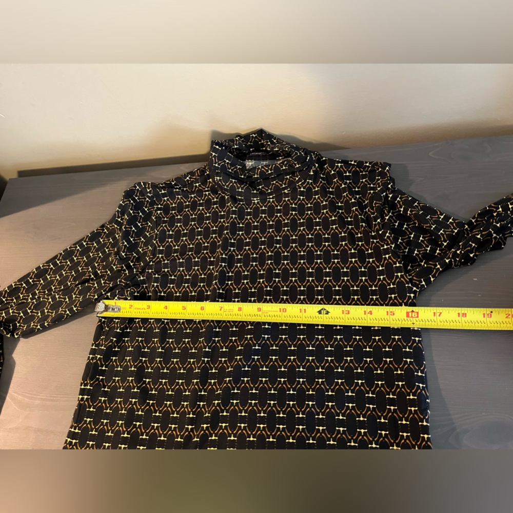 J Mclaughlin Geometric Patterned Turtleneck Top - image 4